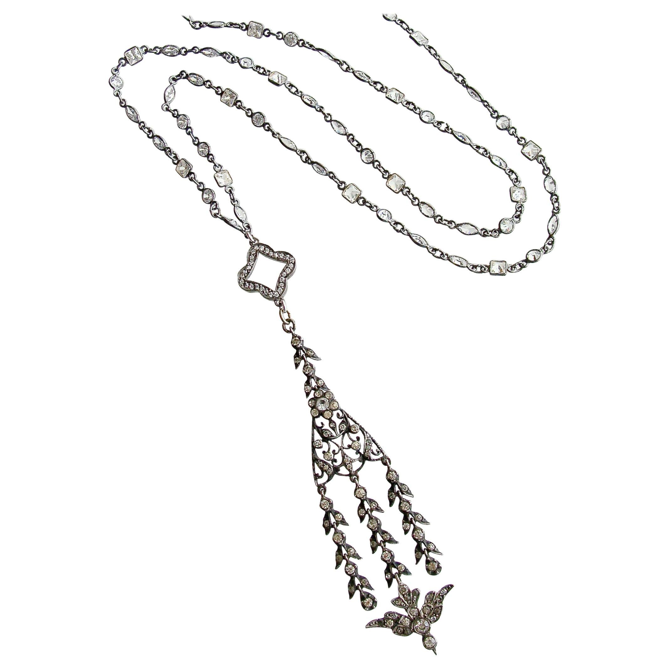 Saint Esprit Taubenförmige Halsketten, Saint Esprit III Halskette