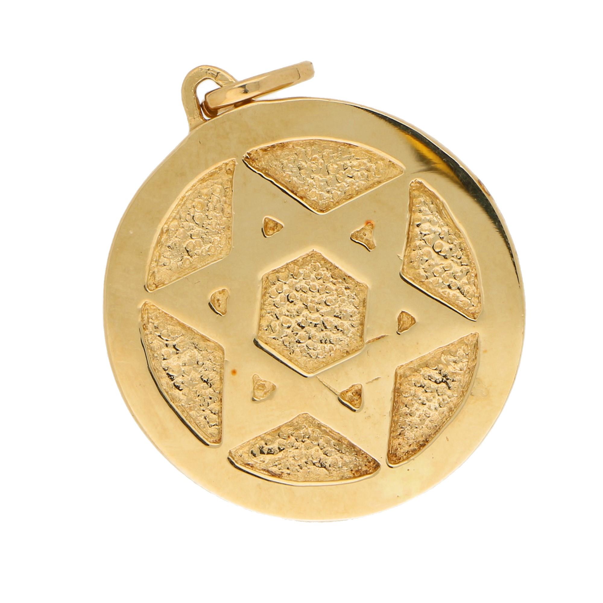 saint david pendant
