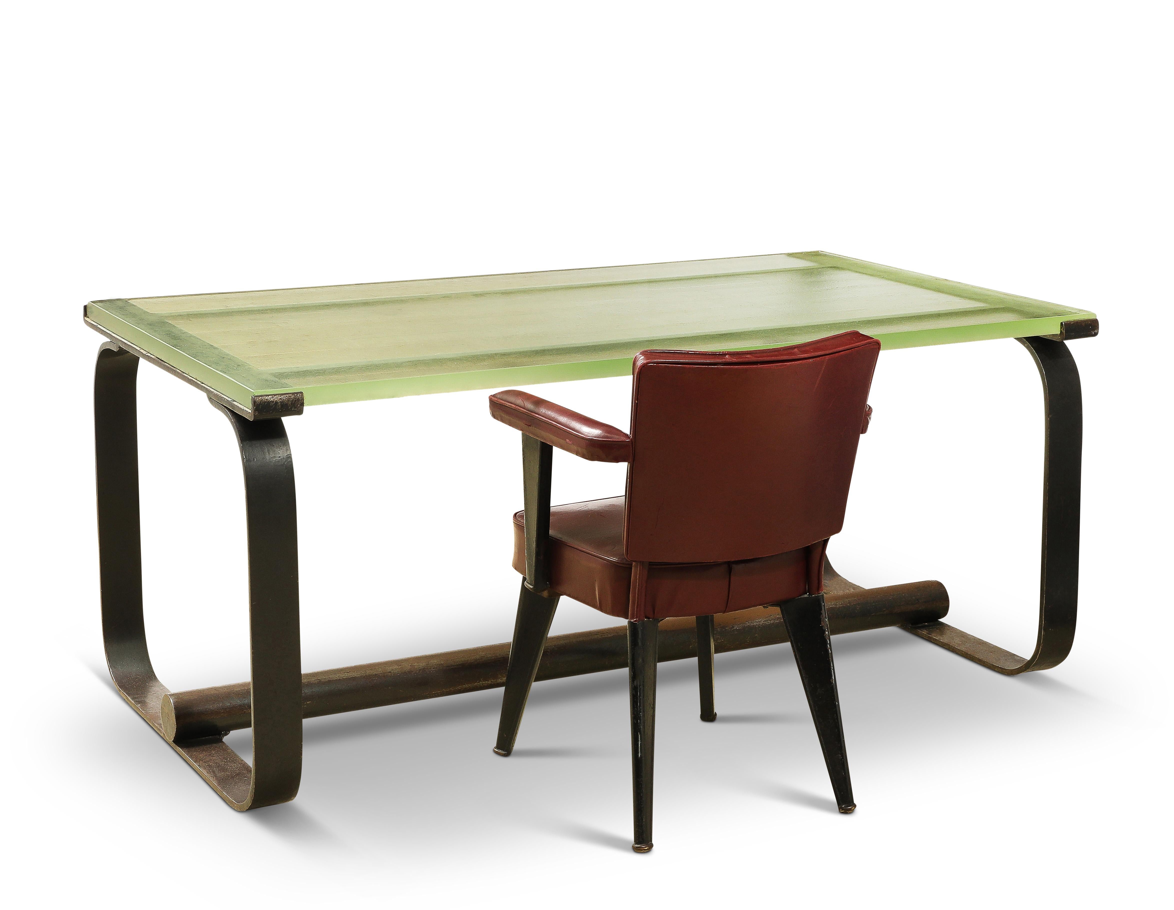 Table de salle à manger de Saint Gobain, France, années 1950 en vente 8