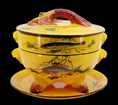 Soupière française Saint-jean-du-desert ou coquillage, fin des années 1940