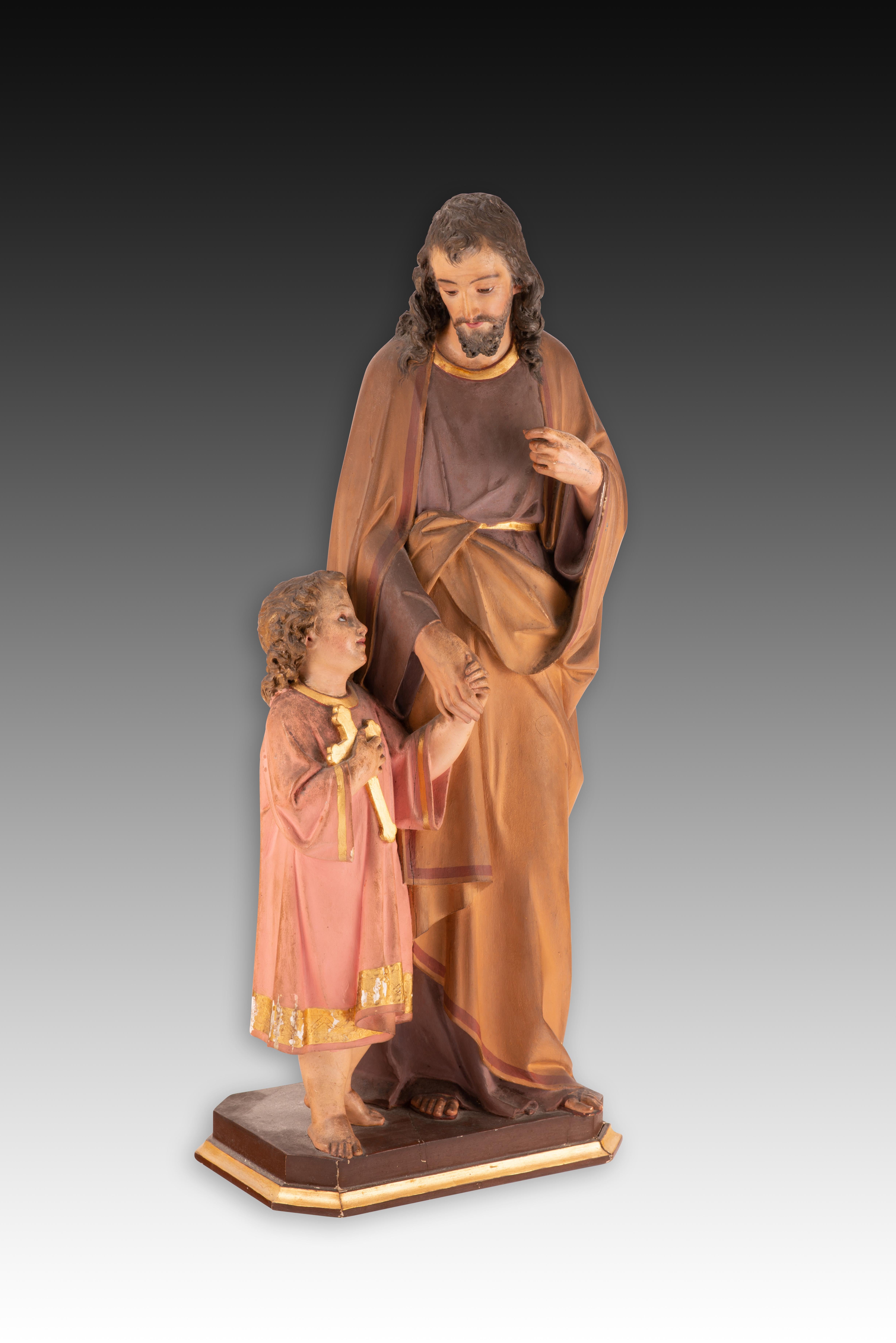  Saint Joseph with the Child Jesus. Polychrome wood. Spanish School, 19th century. 
Polychrome sculpture depicting Saint Joseph dressed in a tunic and cloak, standing, holding the Child Jesus by the hand, who appears wearing a short tunic and