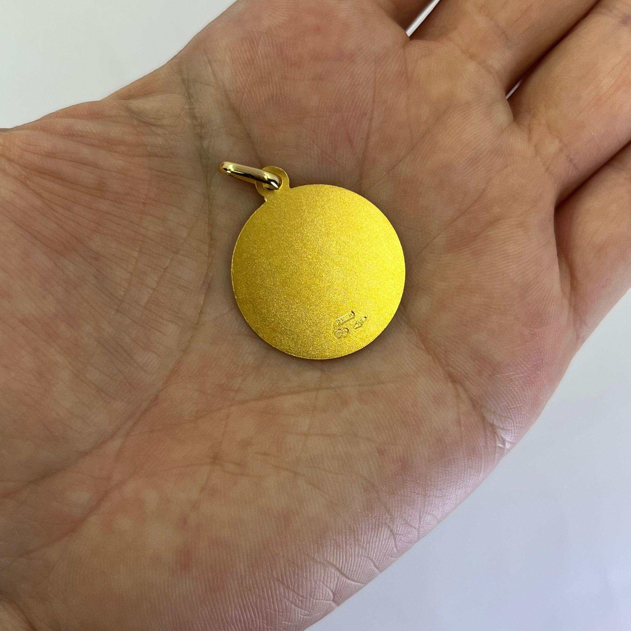 Pendentif ou breloque Saint Jude en or jaune 18 carats Bon état - En vente à Coral Gables, FL