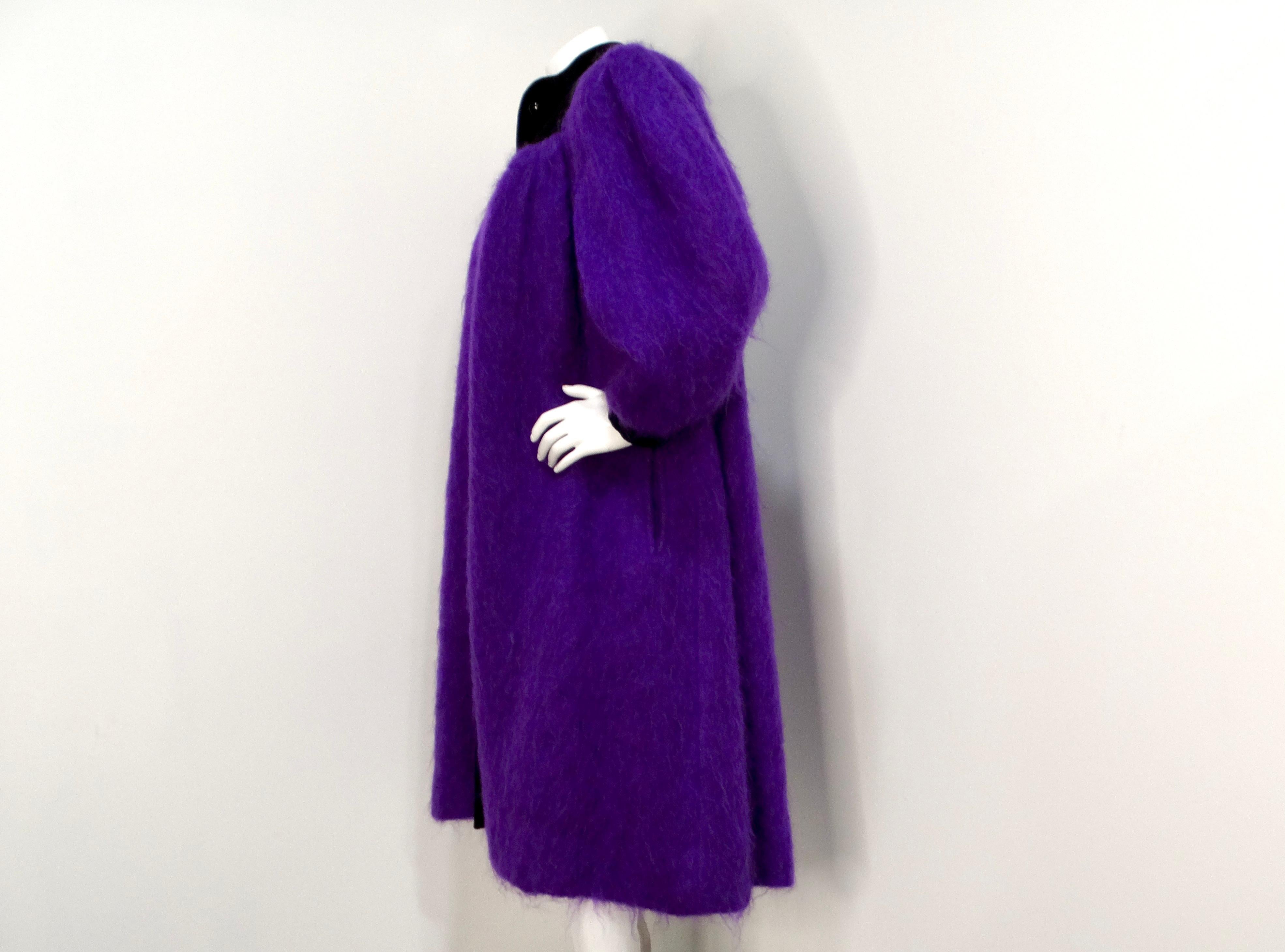 Women's Saint Laurent 1980s Glamour Purple Puff Sleeve Coat With Black Collar For Sale