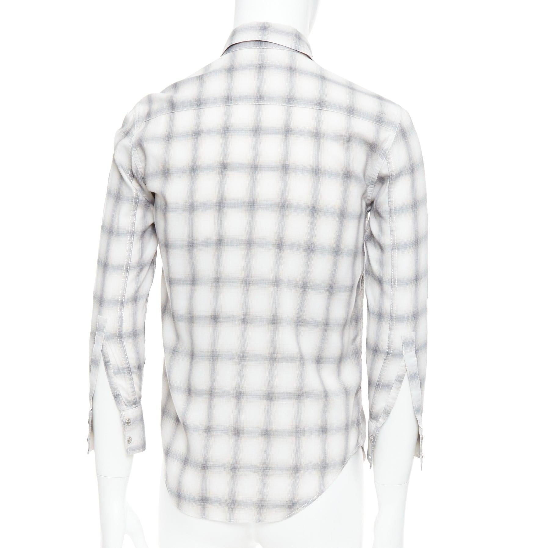 SAINT LAURENT 2016 camicia a quadri grigio crema con bottoni a pressione in resina M. in vendita 1