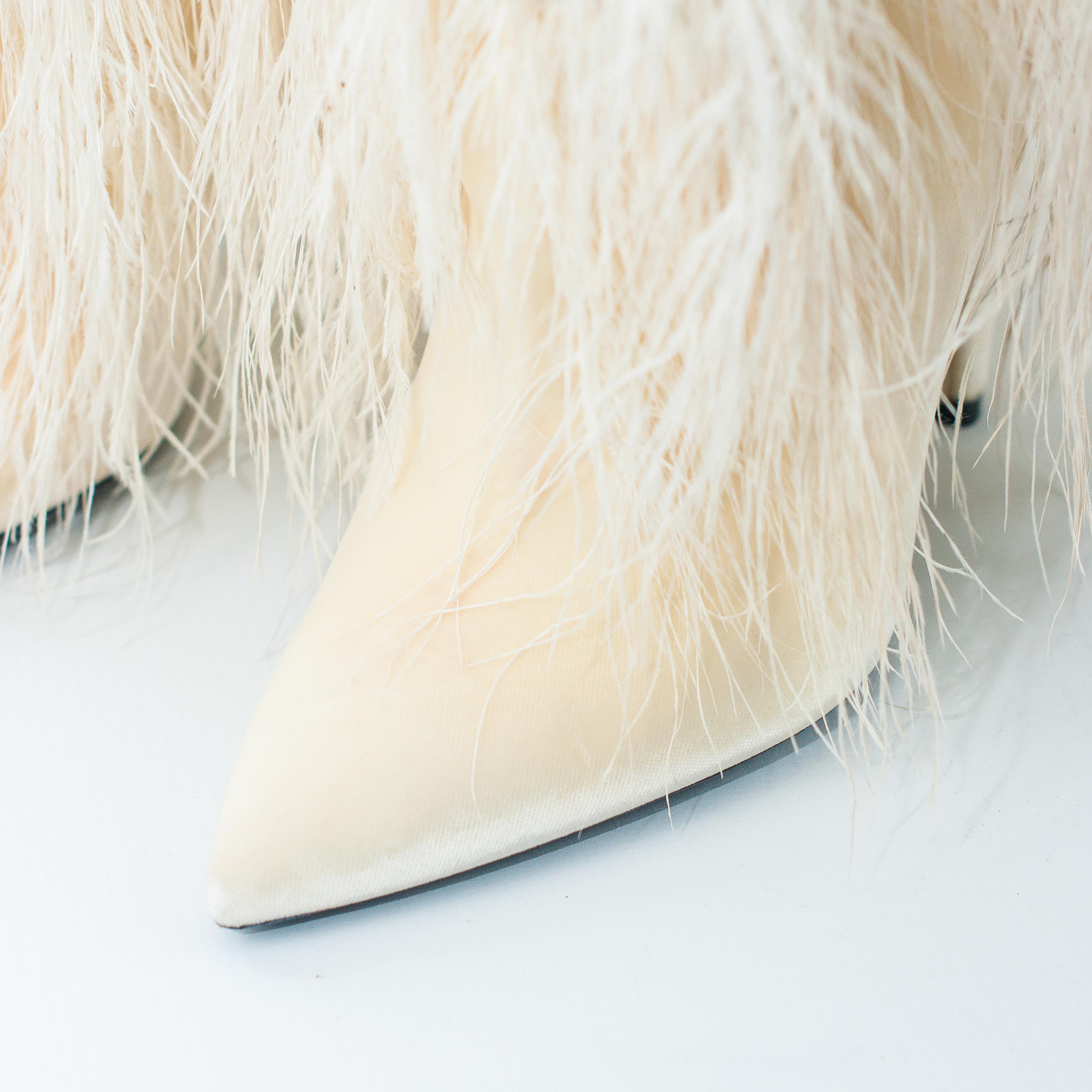 Saint Laurent Yeti Stiefel aus StrauBenpelz GroBe 37 2018