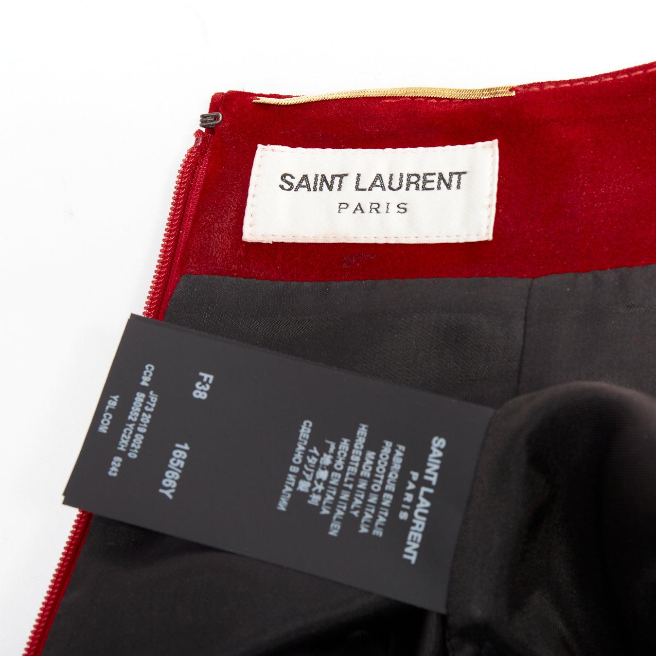 SAINT LAURENT 2019 mini jupe en cuir velours rouge à dosserets FR38 M en vente 4