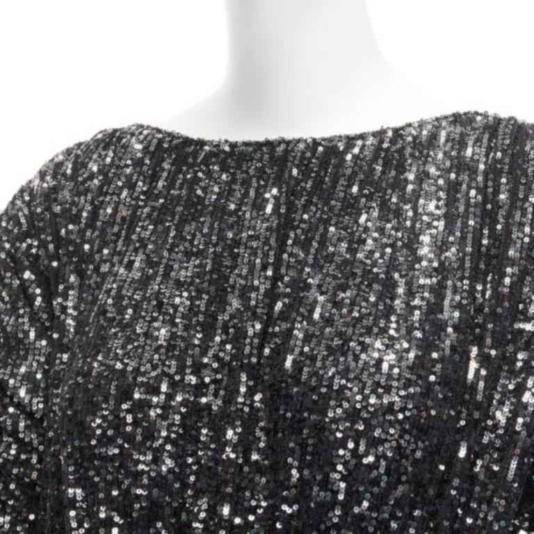 SAINT LAURENT 2020 silver black gradient sequins cropped mini bateau dress XS
Reference: AAWC/A00679
Brand: Saint Laurent
Designer: Anthony Vaccarello
Collection: 2019
Material: Polyamide, Blend
Color: Black, Silver
Pattern: Sequins
Closure: Slip