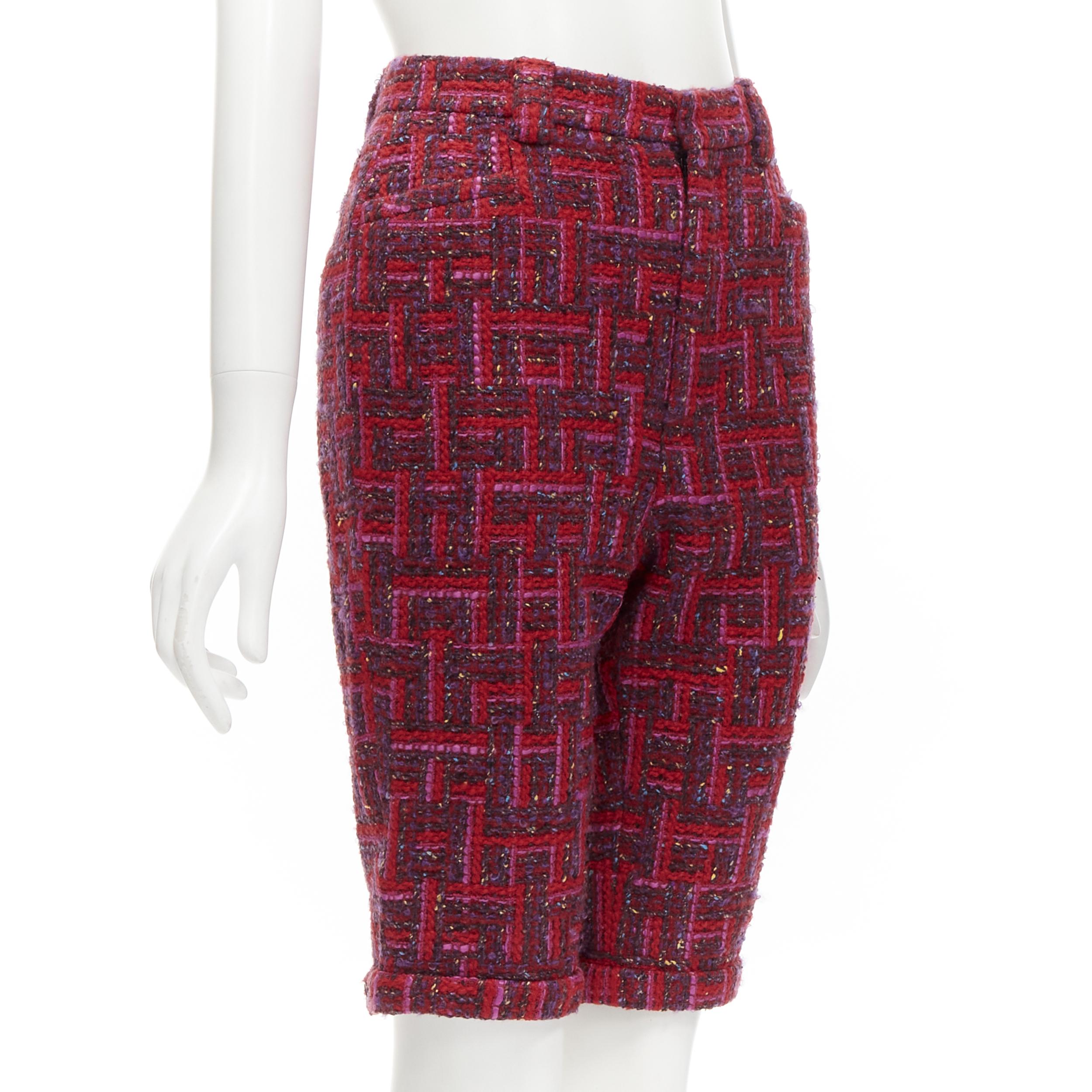 Brown SAINT LAURENT 2021 pink red geometric tweed knee length shorts FR34 XS For Sale