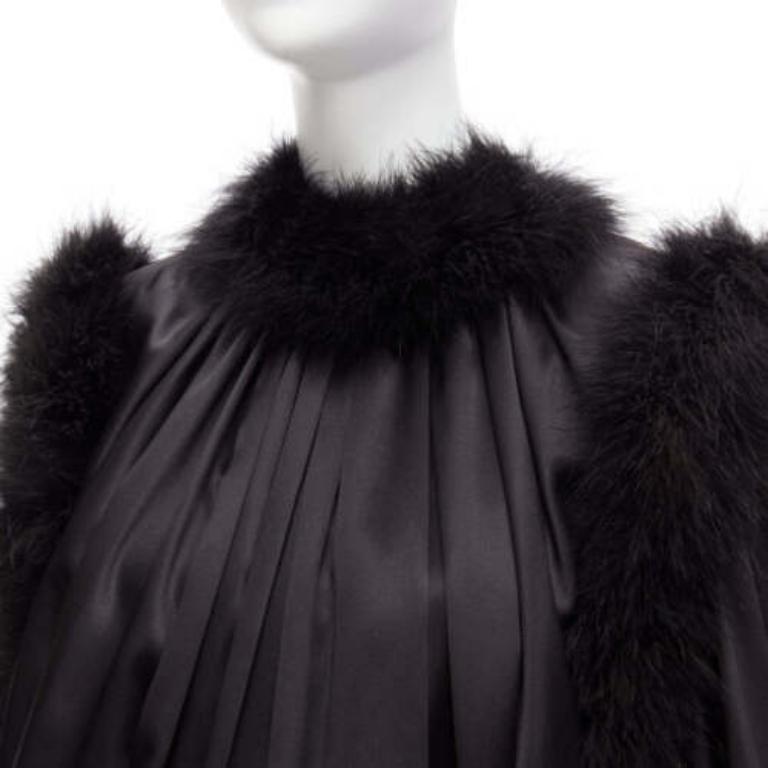 SAINT LAURENT 2021 Runway black feather trim silk wide layered mini dress FR40 L
Reference: TGAS/D00747
Brand: Saint Laurent
Designer: Anthony Vaccarello
Collection: 2021 Resort - Runway
As seen on: Talia Ryder
Material: Silk, Feather
Color:
