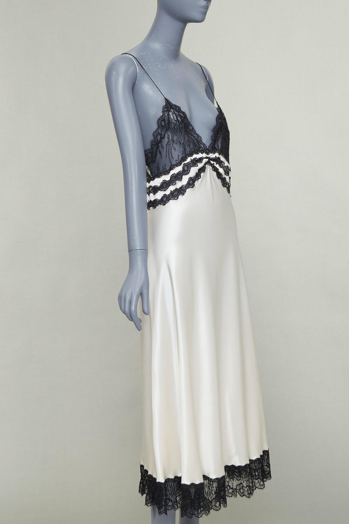 SAINT LAURENT 2022 Runway Bridal schwarzer Spitze elfenbeinfarbener Seide Satin Slip Kleid FR36 S (Schwarz) im Angebot