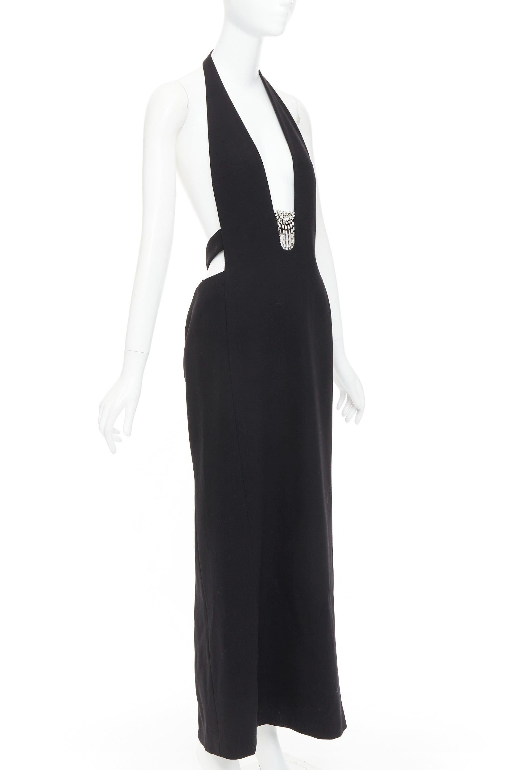 SAINT LAURENT 2022 Runway Schwarzes Kleid aus Wolle mit tiefem Ausschnitt und Kristallbrosche FR40 L
Referenz: TGAS/F00437
Marke: Saint Laurent
Designer: Anthony Vaccarello
Collection'S: Pre Fall 2023 - Laufsteg
MATERIAL: Wolle, Gemisch
Farbe: