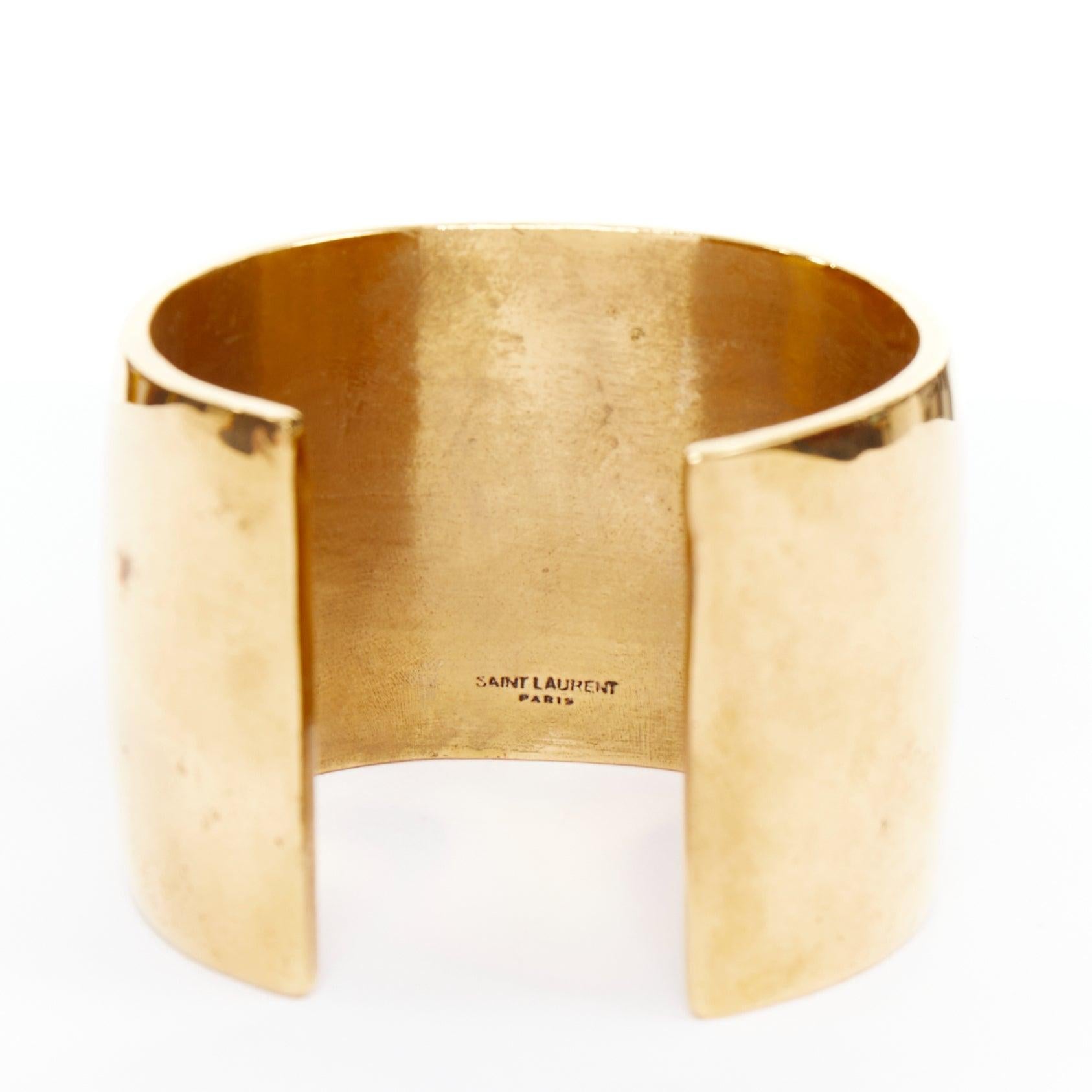 SAINT LAURENT 2022 Runway S Rouge Dore Carnelian Stone gold brass cuff bracelet in vendita 1