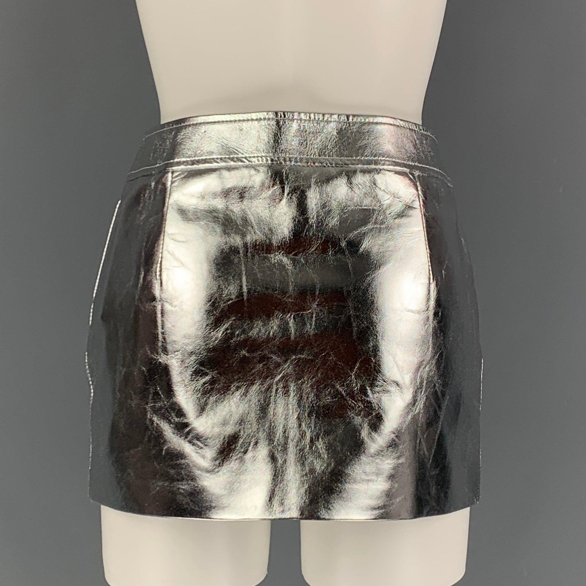 SAINT LAURENT 2022 Size 4 Silver Leather High Waist Mini Skirt In Good Condition For Sale In San Francisco, CA