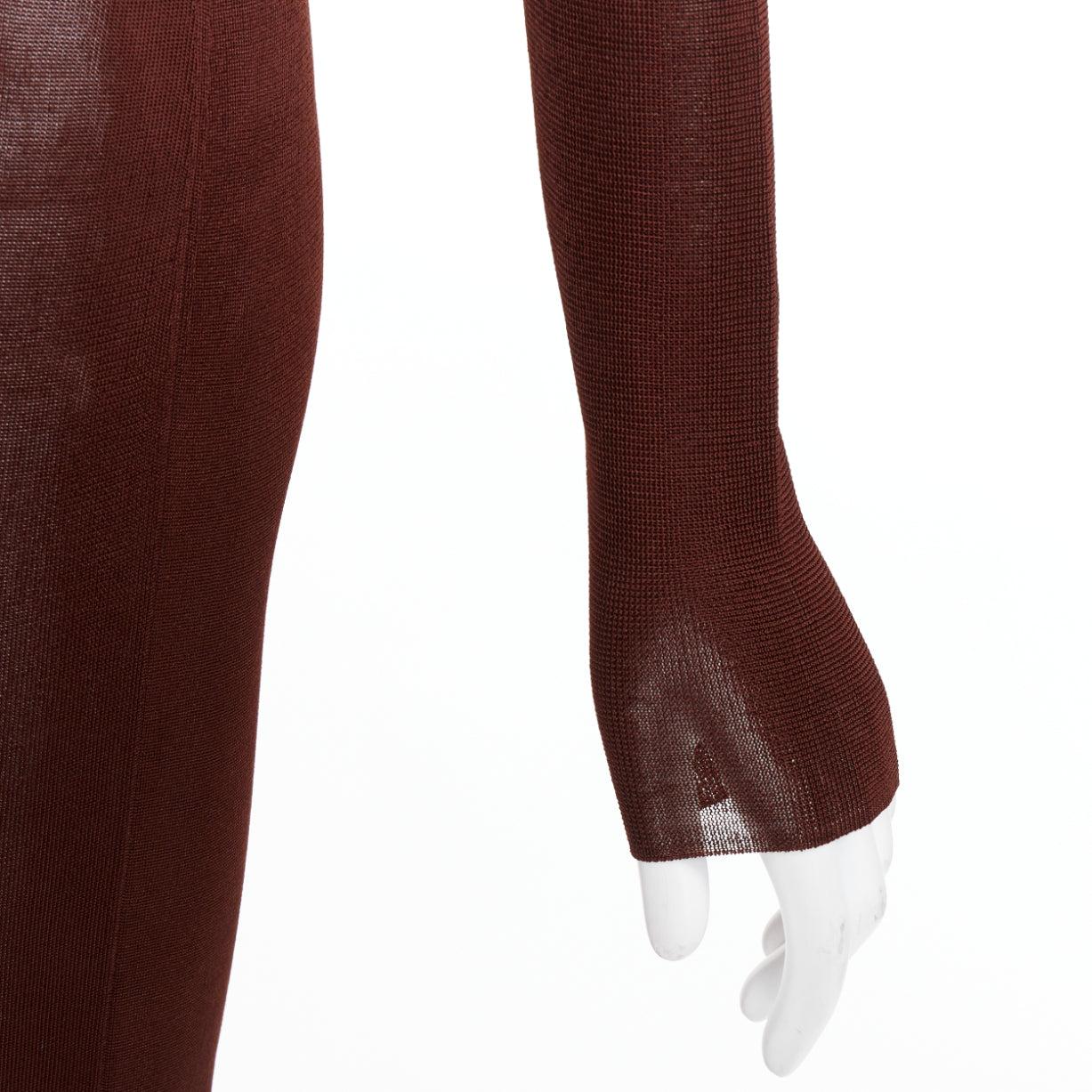 SAINT LAURENT 2023 Runway chocolat brun foncé robe longue à encolure fantaisie en maille transparente S en vente 3