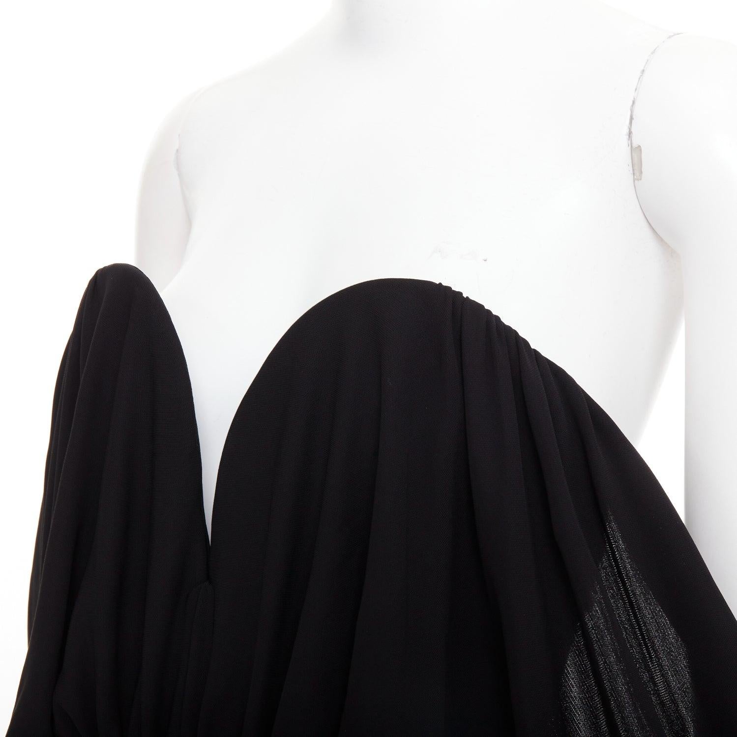 SAINT LAURENT 2023 Runway robe à gants en forme de cœur armé FR36 S en vente 3