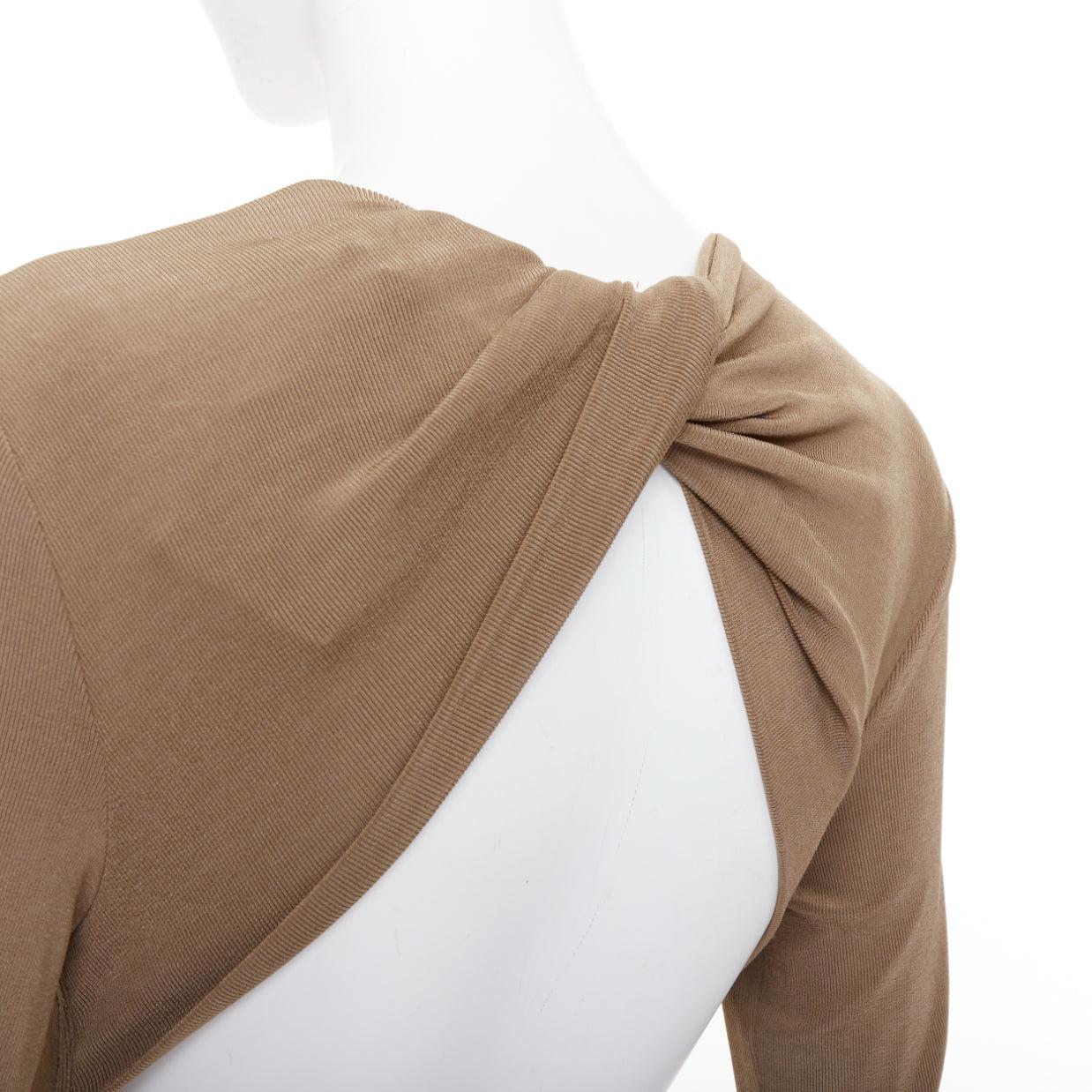 SAINT LAURENT 2024 robe robe à dos ouvert en maille viscose beige M en vente 2