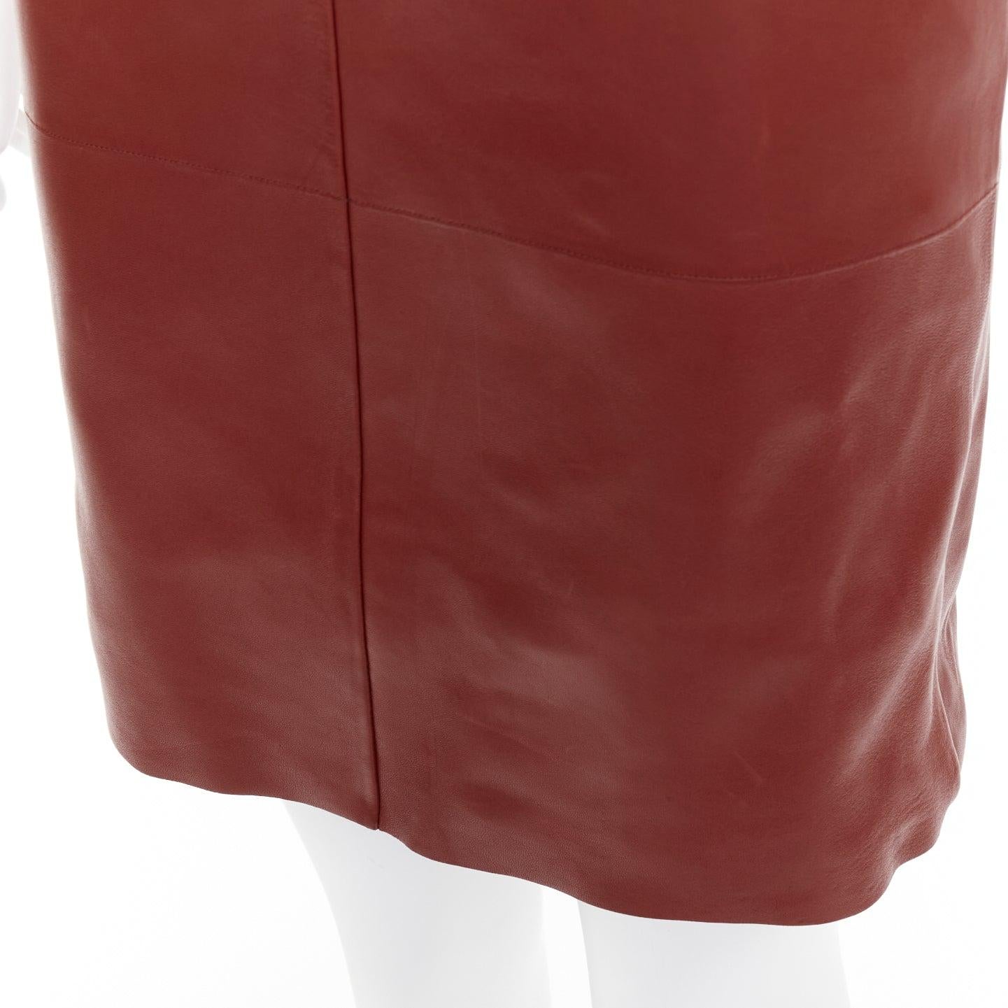 Saint Laurent 2024 Goji, robe en cuir d'agneau à découpes plongeantes dans le dos FR34 XS en vente 2