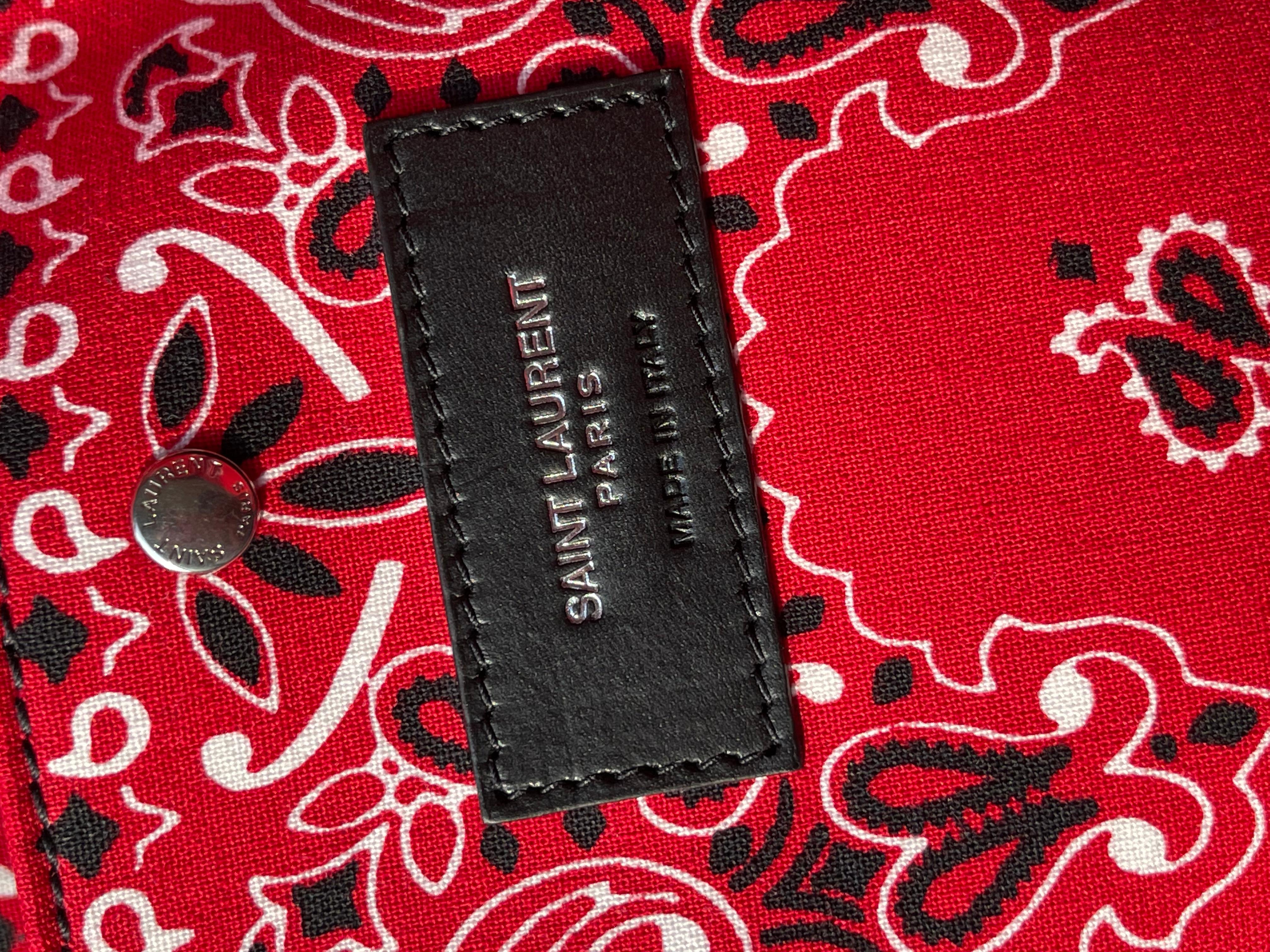 Saint Laurent Bandana Red Flat Shopping Tote Bag In New Condition In Montreal, Quebec