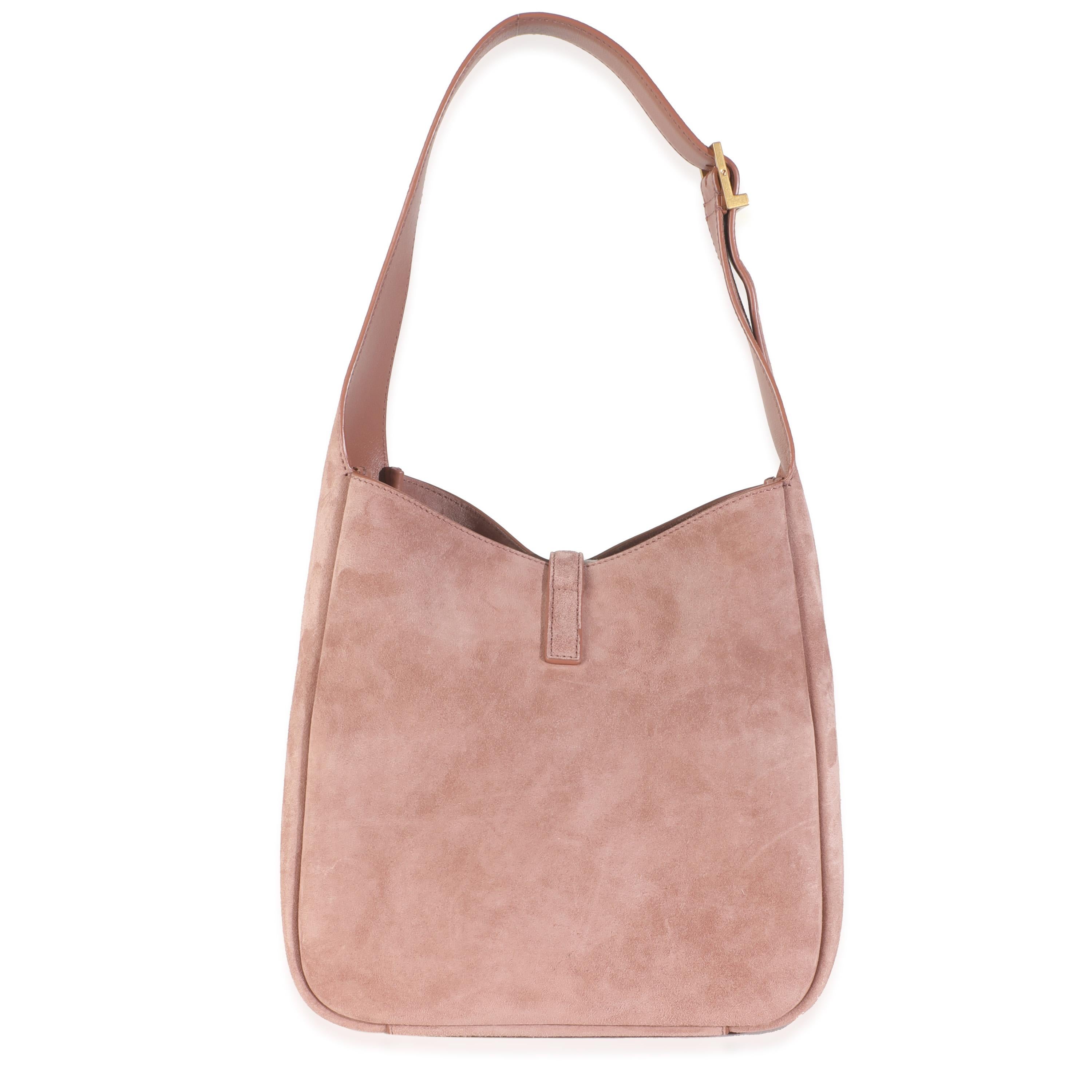 Auflistung Titel: Saint Laurent Barely Pink Supple Suede Kleine Le 5 A 7 Soft Hobo
SKU: 145821
MSRP: 2750.00 USD
Zustand: Gebraucht 
Handtasche Zustand: Tadellos
Bemerkungen zum Zustand: Artikel hat keine Anzeichen von Verschleiß. 