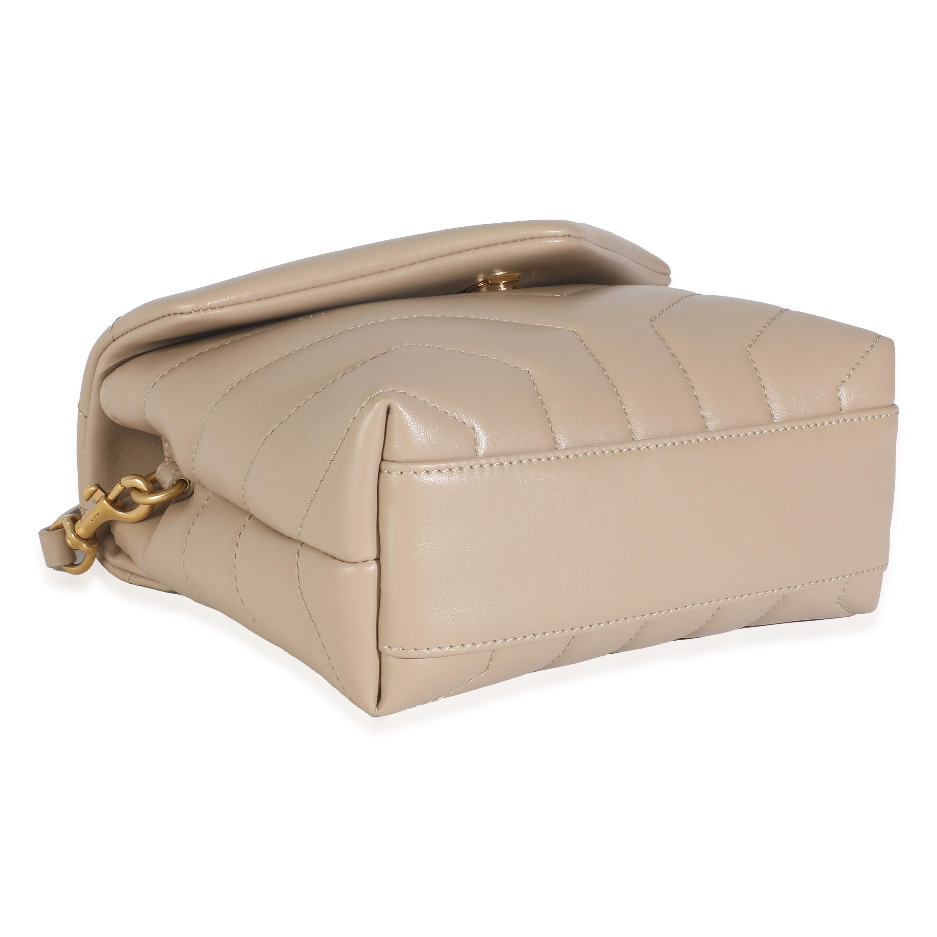 Saint Laurent Toy Loulou in pelle di vitello beige in vendita 2