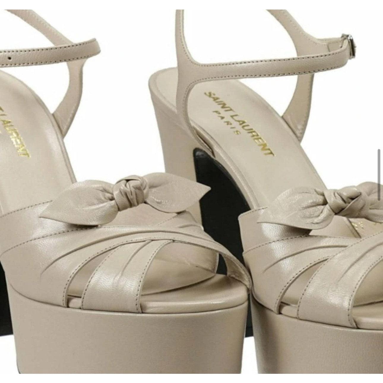 Saint Laurent Beige Leder Candy Bow Plateausandalen  Nr. 40 Damen im Angebot