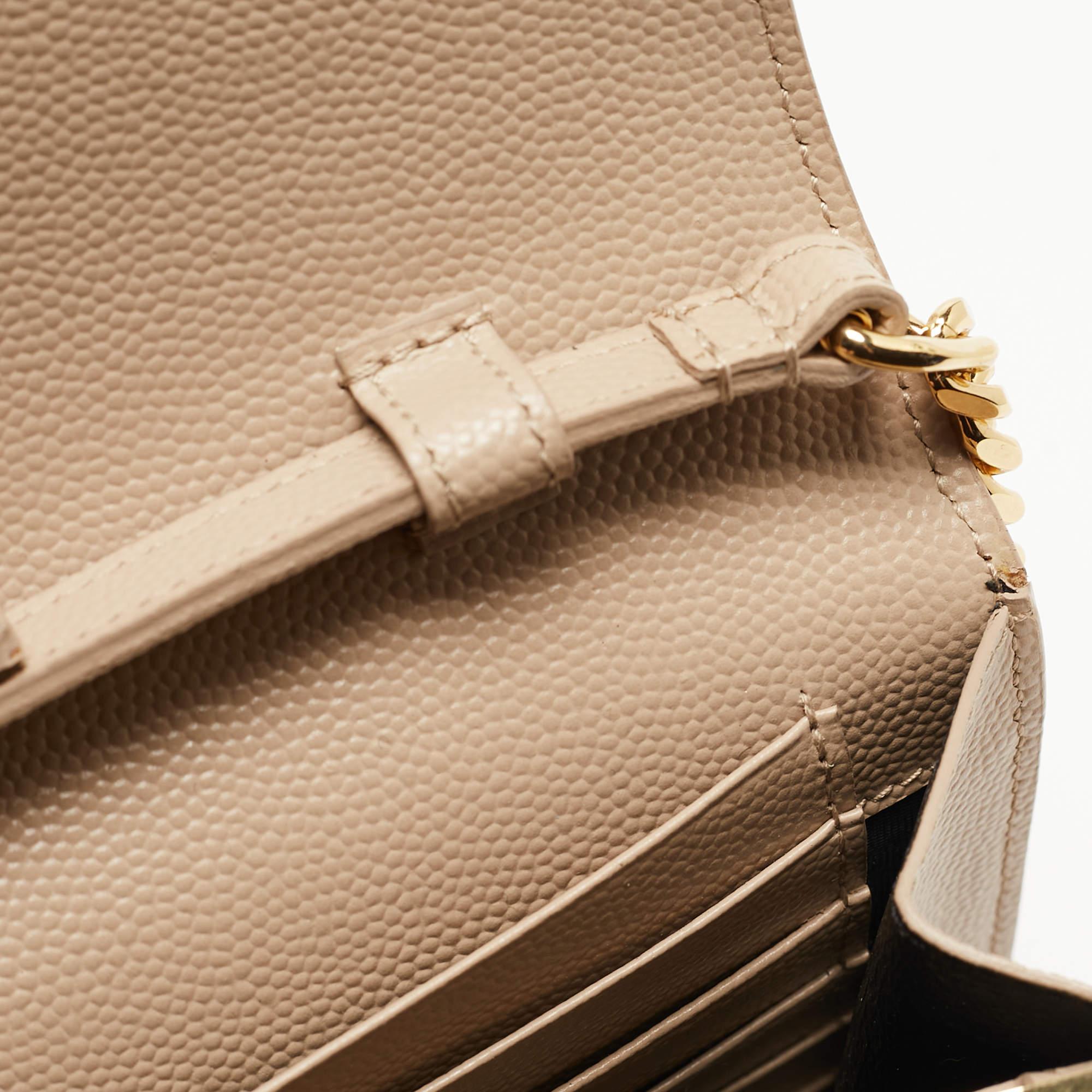 Saint Laurent Beige Leather Kate Chain Clutch In Good Condition In Dubai, Al Qouz 2
