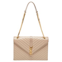 Saint Laurent Umhngetasche aus Leder mit Monogramm in Beige