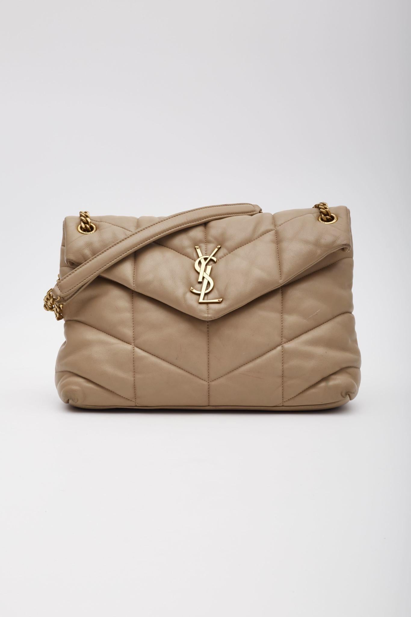  Saint Laurent Beige Loulou Puffer Shoulder Bag (Pre Loved) Pour femmes 