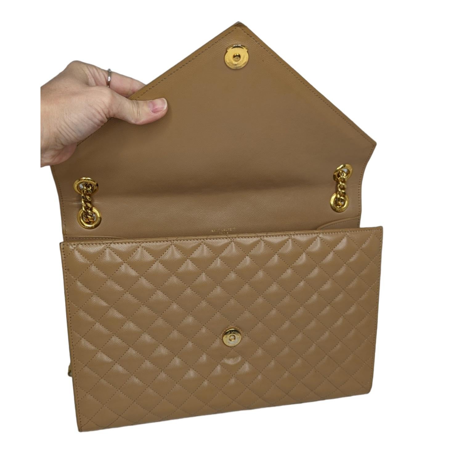 Saint Laurent Beige Monogram Matelassé Triquilt Envelope Large Bag In Good Condition In Scottsdale, AZ