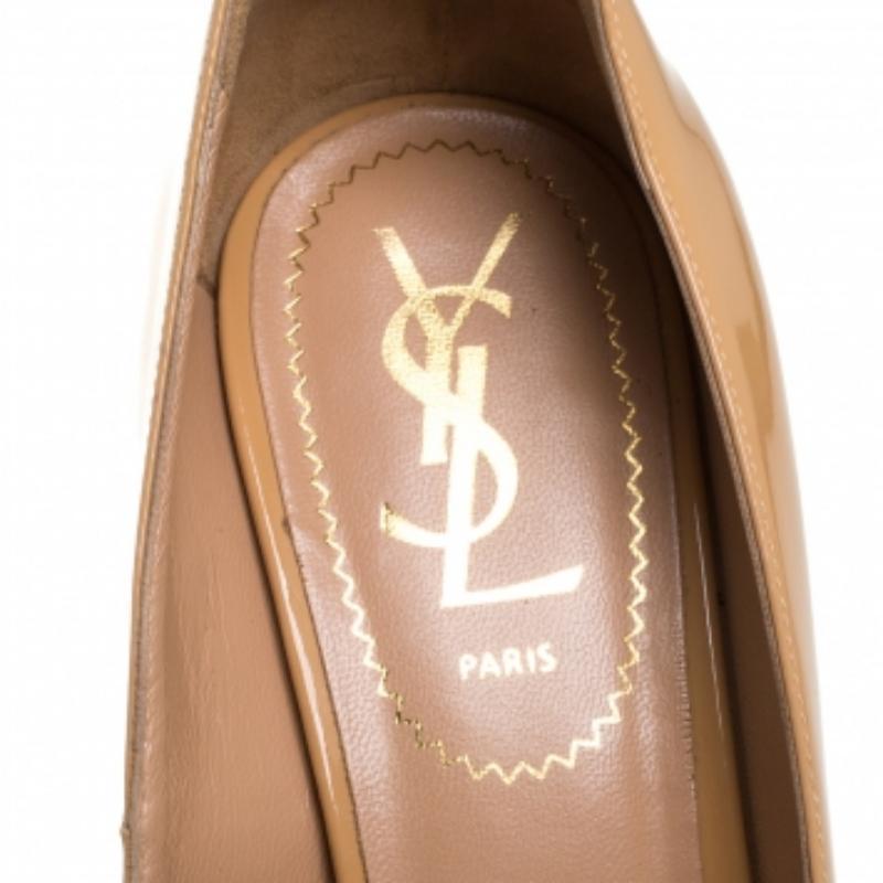 Saint Laurent Beige Patent Leather Tribtoo Platform Pumps Size 36.5 For Sale 1