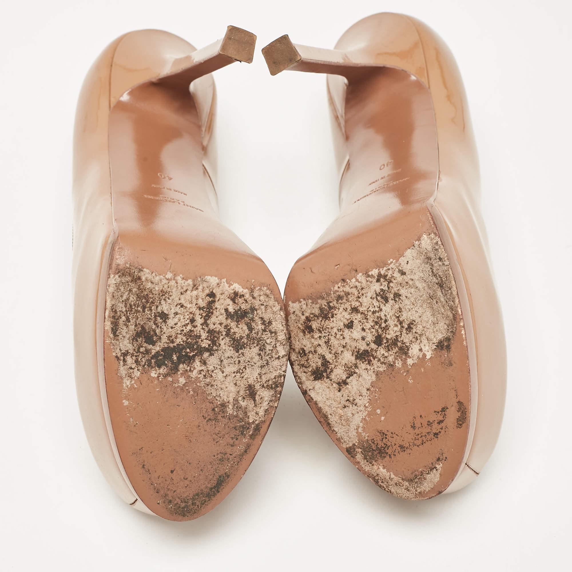 Saint Laurent Beige Patent Leather Tribtoo Pumps Size 40 For Sale 2