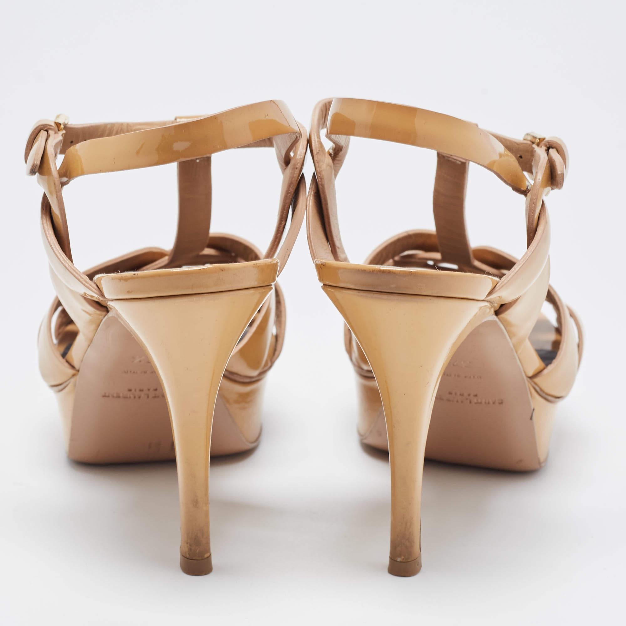 Saint Laurent Beige Patent Leather Tribute Platform Sandals Size 37.5 For Sale 2