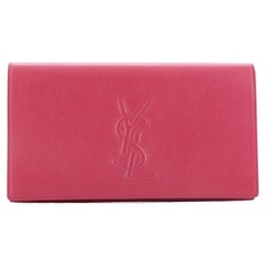 Saint Laurent Belle de Jour Clutch aus Leder Groß