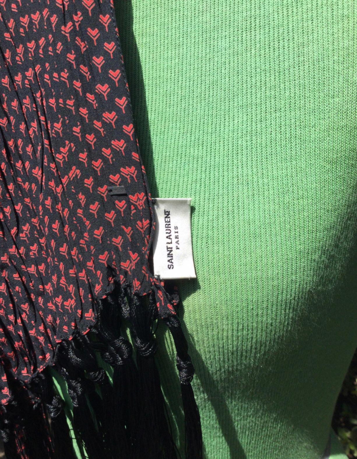 Saint Laurent black and red Stole In New Condition For Sale In Carnate, IT