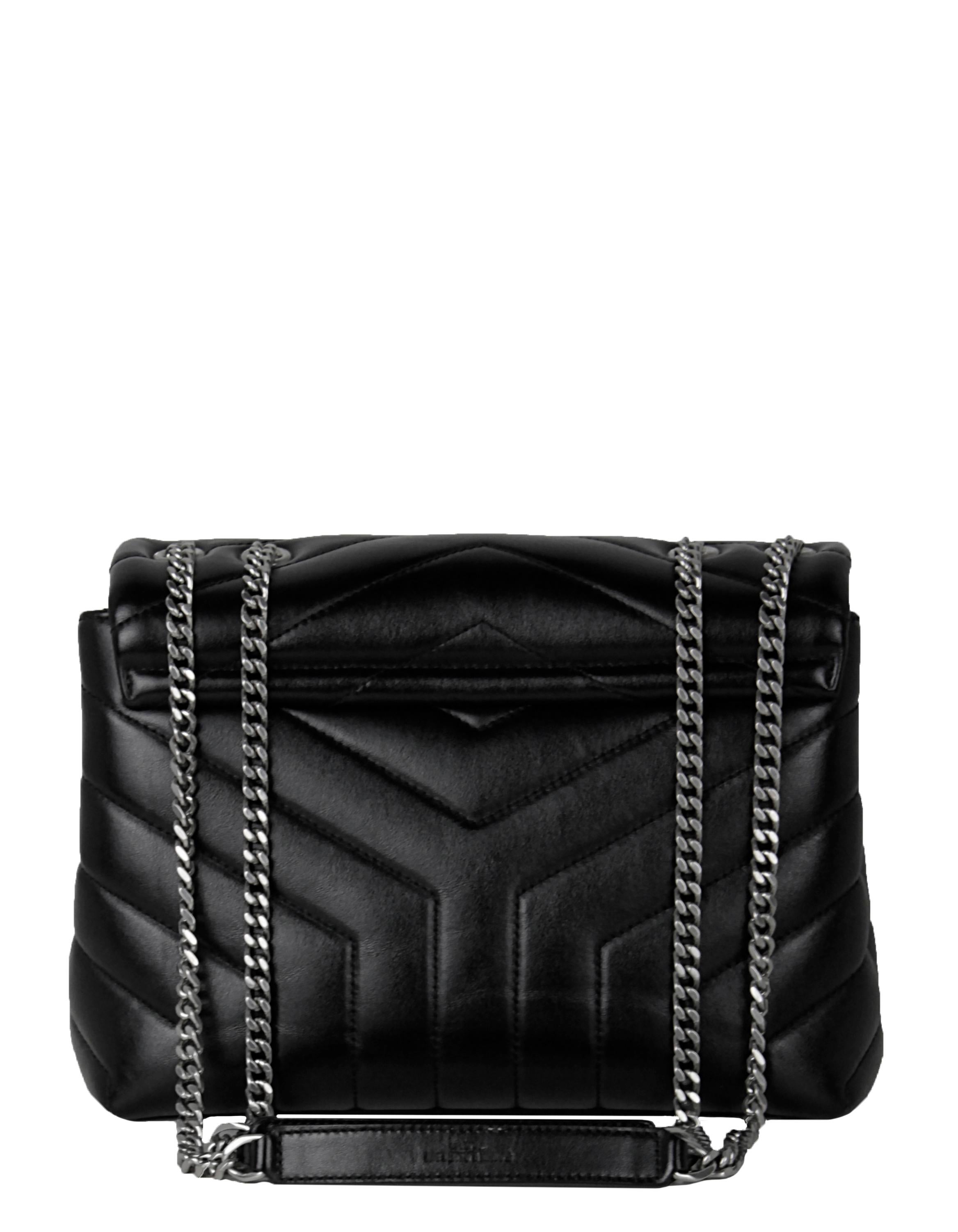 Saint Laurent Black Calfskin Leather Monogram Small Loulou Chain Shoulder Bag In Excellent Condition In New York, NY