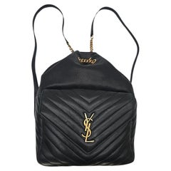 Saint Laurent Mochila con cordón Joe de piel de cordero acolchada Chevron negra
