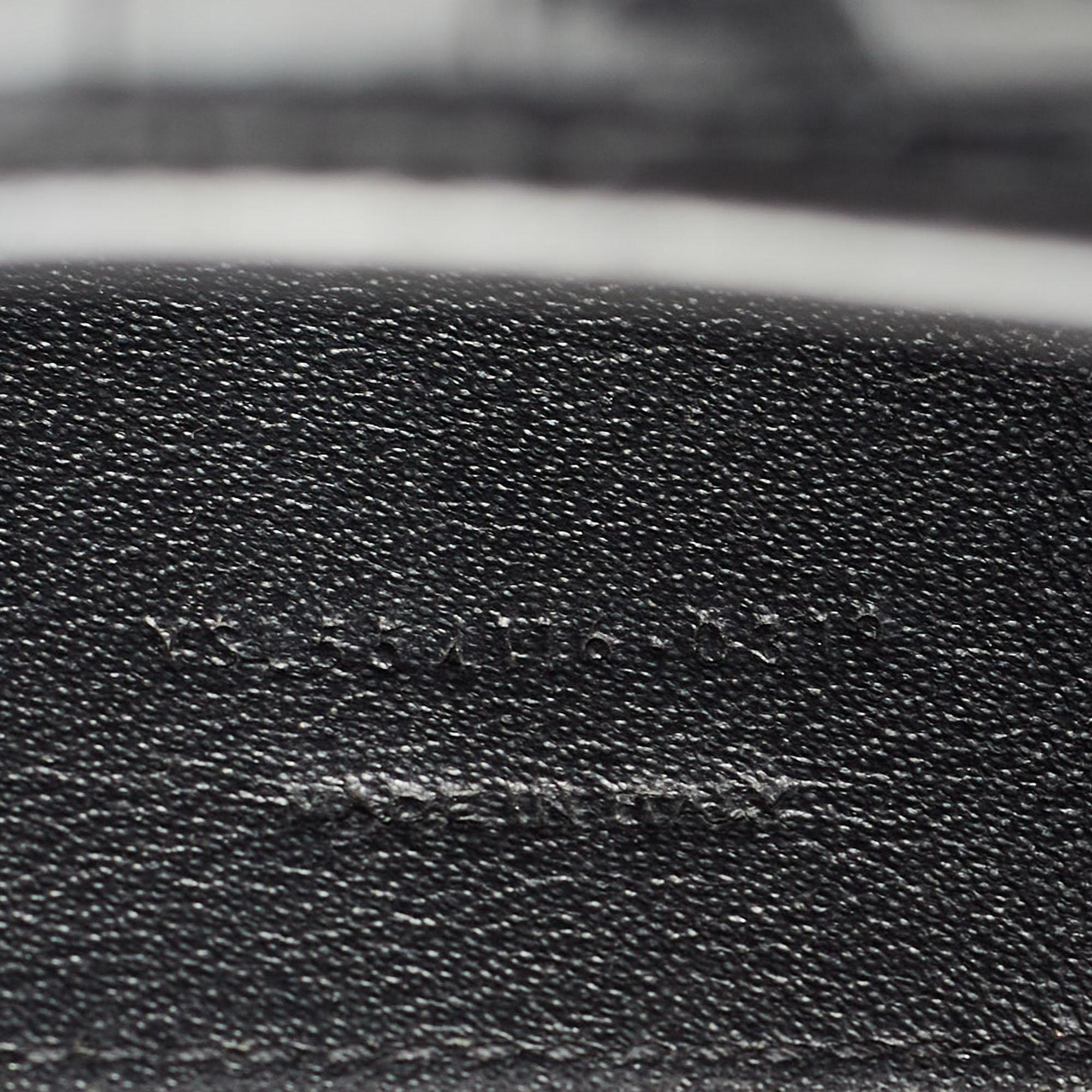 Saint Laurent Black Croc Embossed Leather East Side Tote For Sale 7