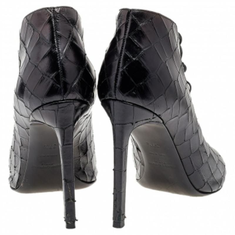 Saint Laurent Botines de piel de cocodrilo negra con puntera abierta Talla 37.5 en venta 1