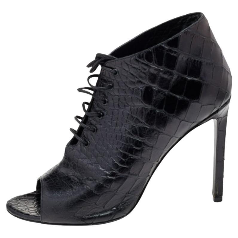 Saint Laurent Botines de piel de cocodrilo negra con puntera abierta Talla 37.5 en venta
