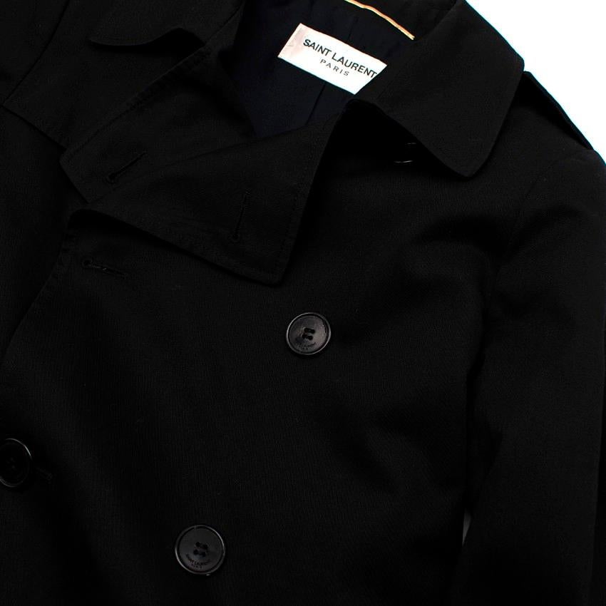 Saint Laurent Schwarzer kurzer Gabardine-Trenchcoat 2