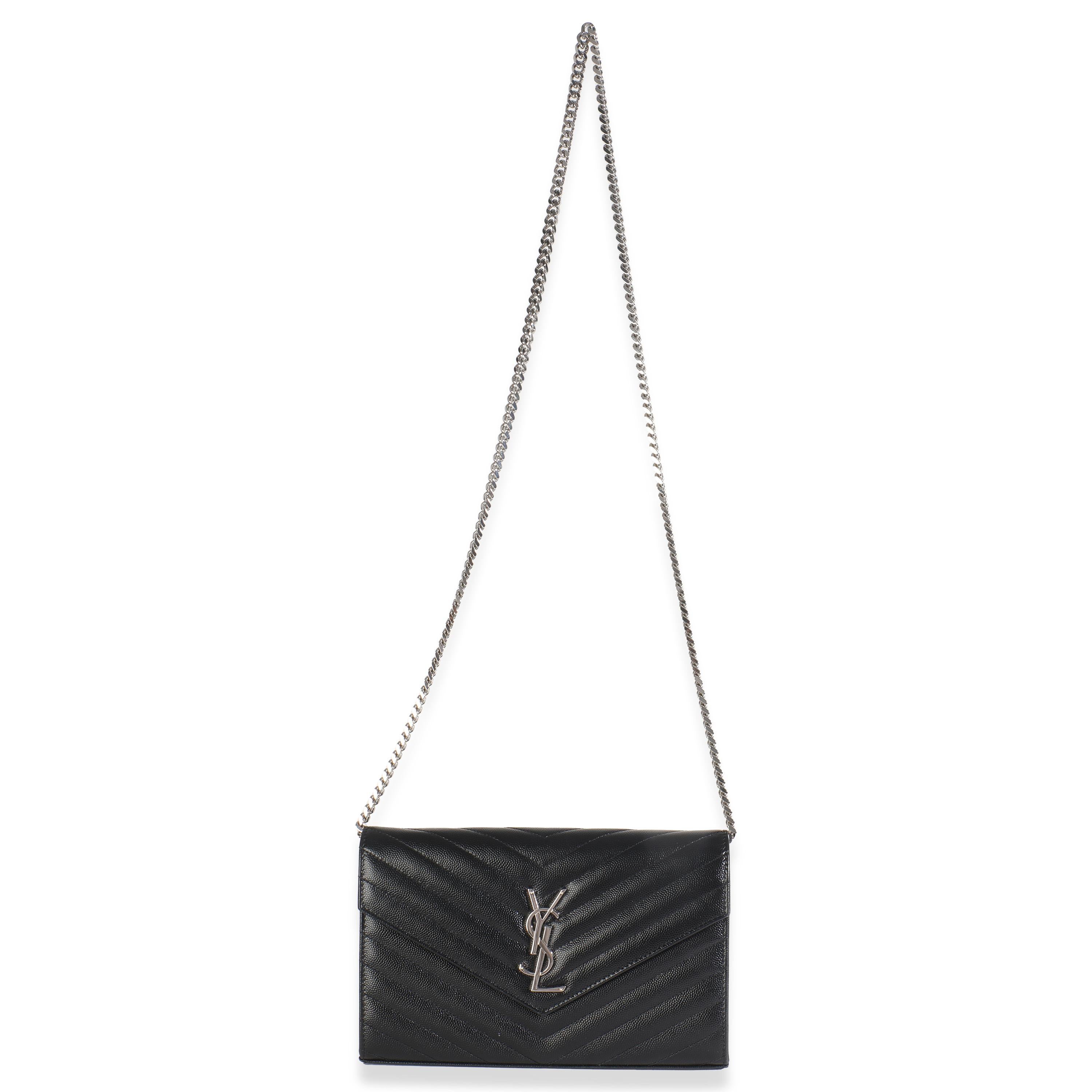 Saint Laurent Black Grain De Poudre Matelasse Chevron Monogram Chain Wallet in vendita 1