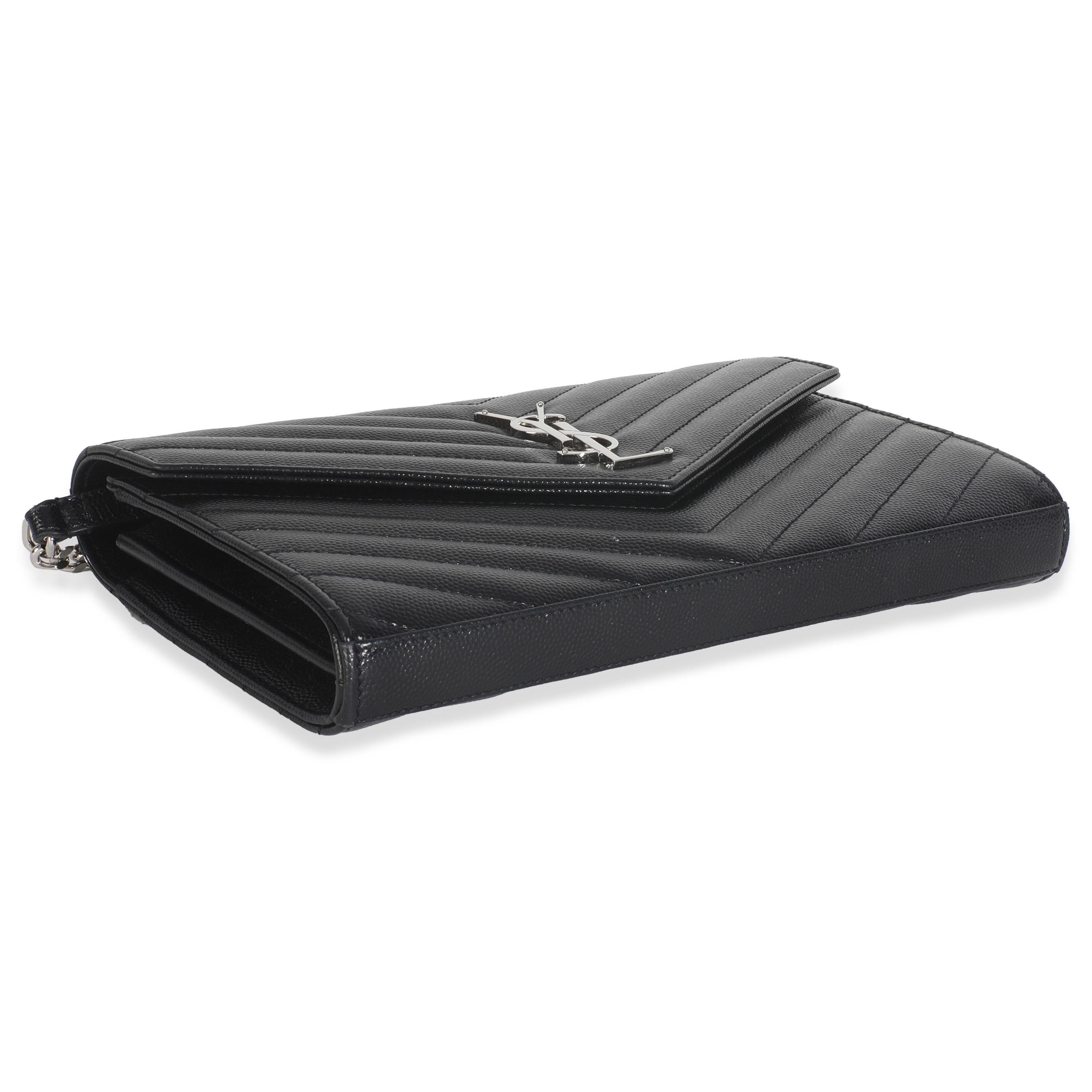 Saint Laurent Black Grain De Poudre Matelasse Chevron Monogram Chain Wallet in vendita 2