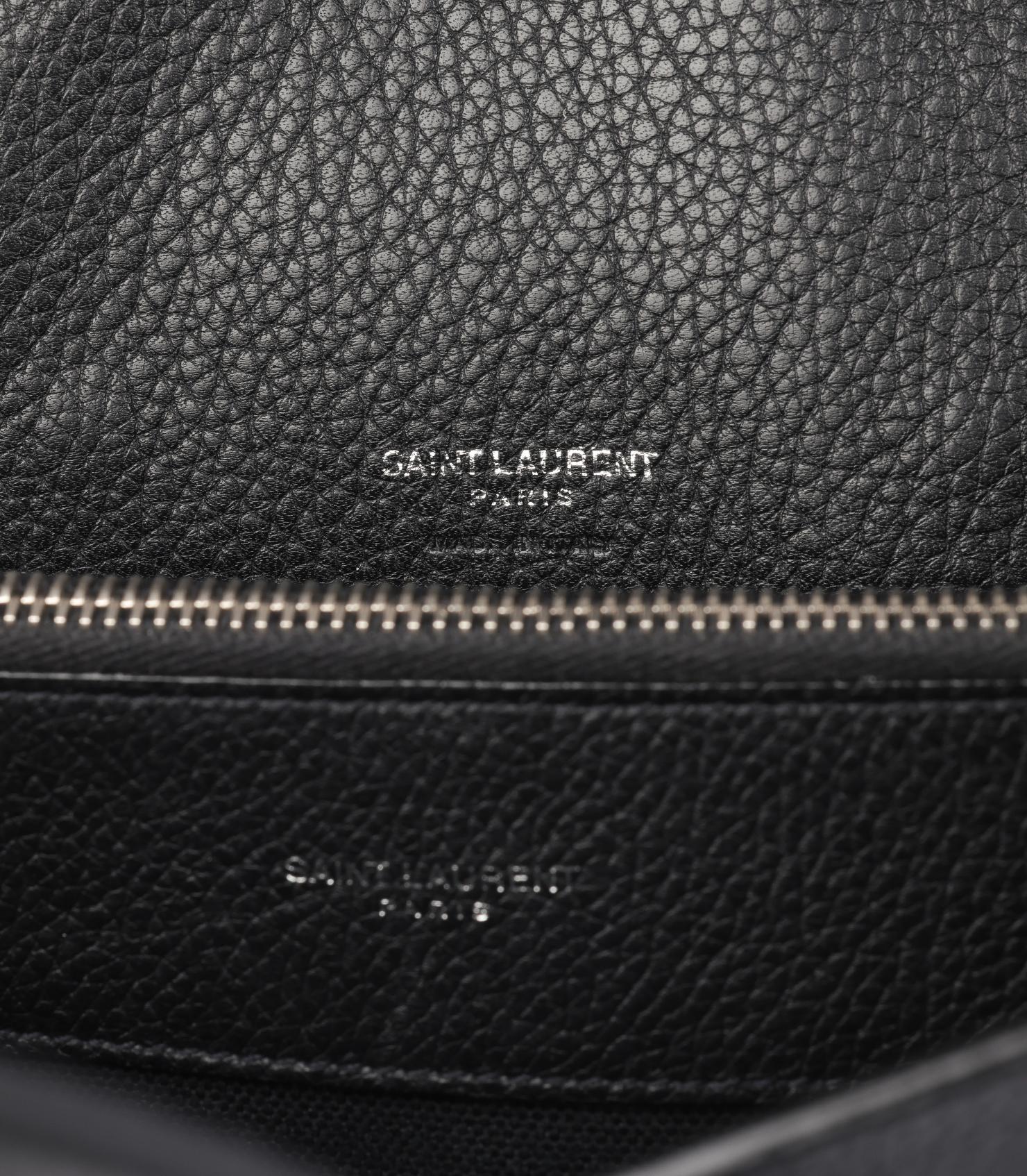 Saint Laurent Black Grained Calfskin Leather Souple Small Sac De Jour in vendita 3