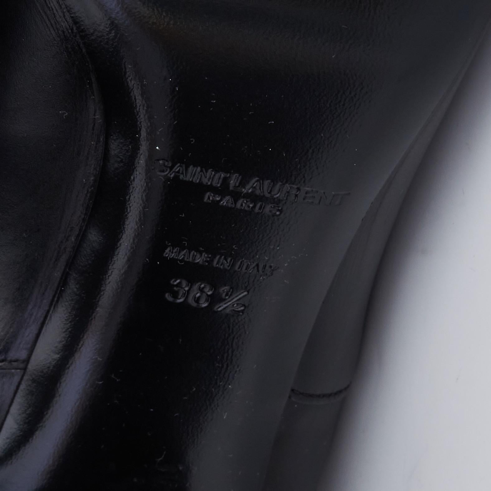 Saint Laurent Black Kiki Leather Booties (592447) EU 38.5 In New Condition In Montreal, Quebec
