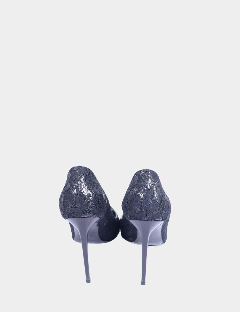 Saint Laurent Bombas de encaje negras talla EU 37.5 en Bueno estado para la venta en Amman, JO