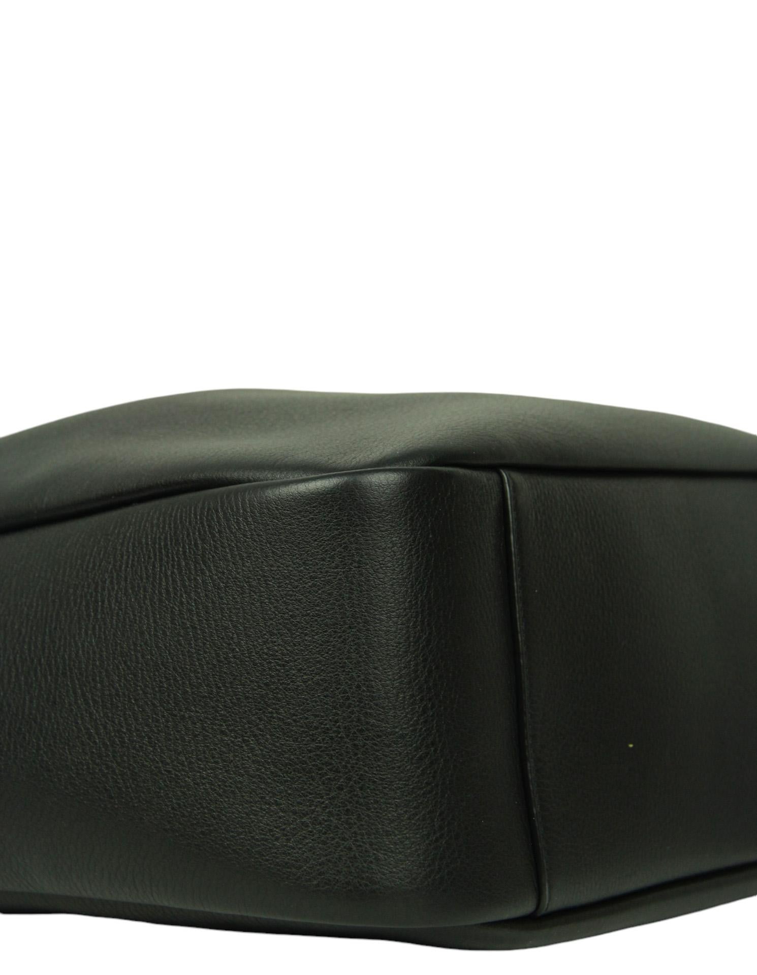 Women's Saint Laurent Black Large Le 5 à 7 Supple Leather Shoulder bag