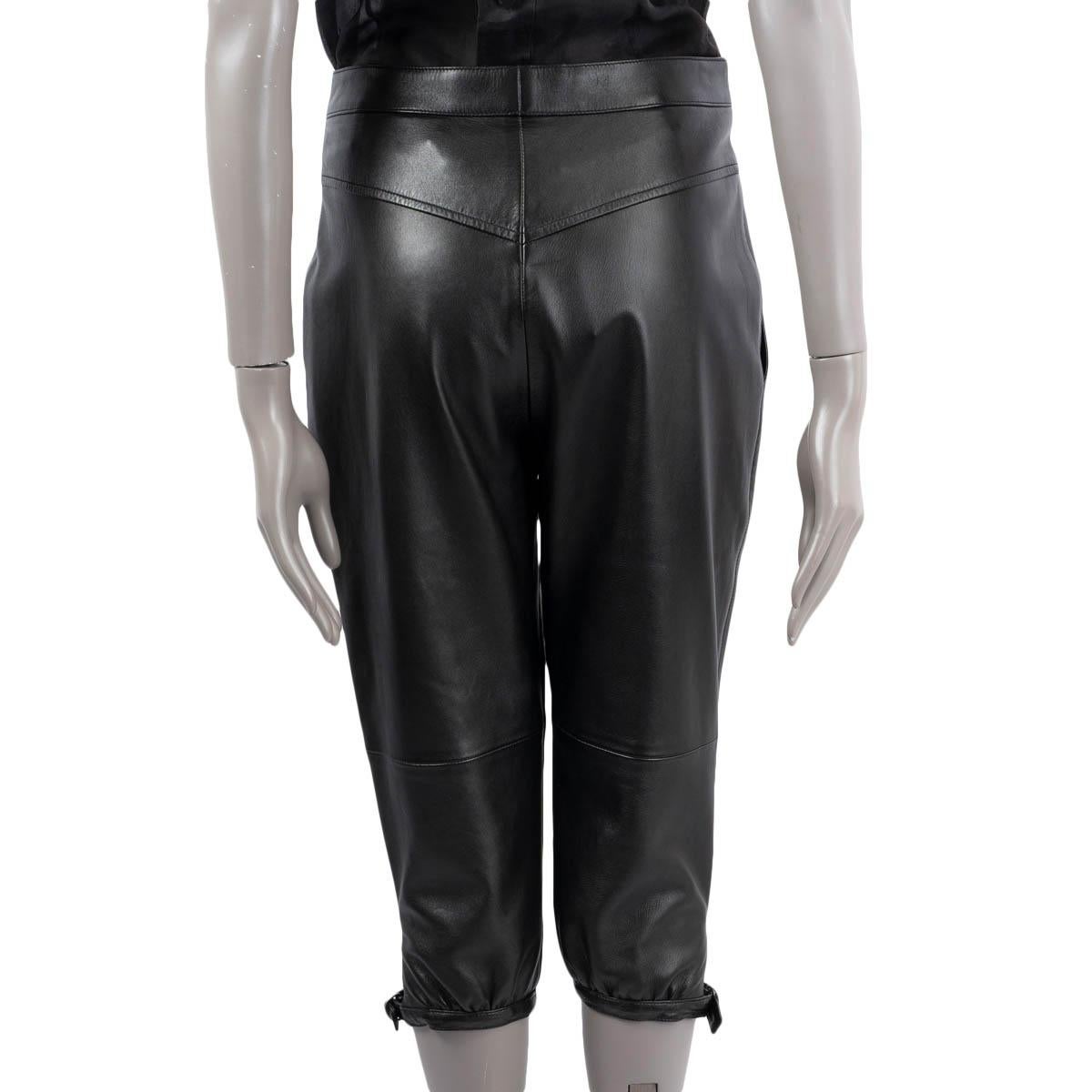 SAINT LAURENT Pantalon en cuir noir 2020 PLEATED CROPPED 40 M. Pour femmes en vente