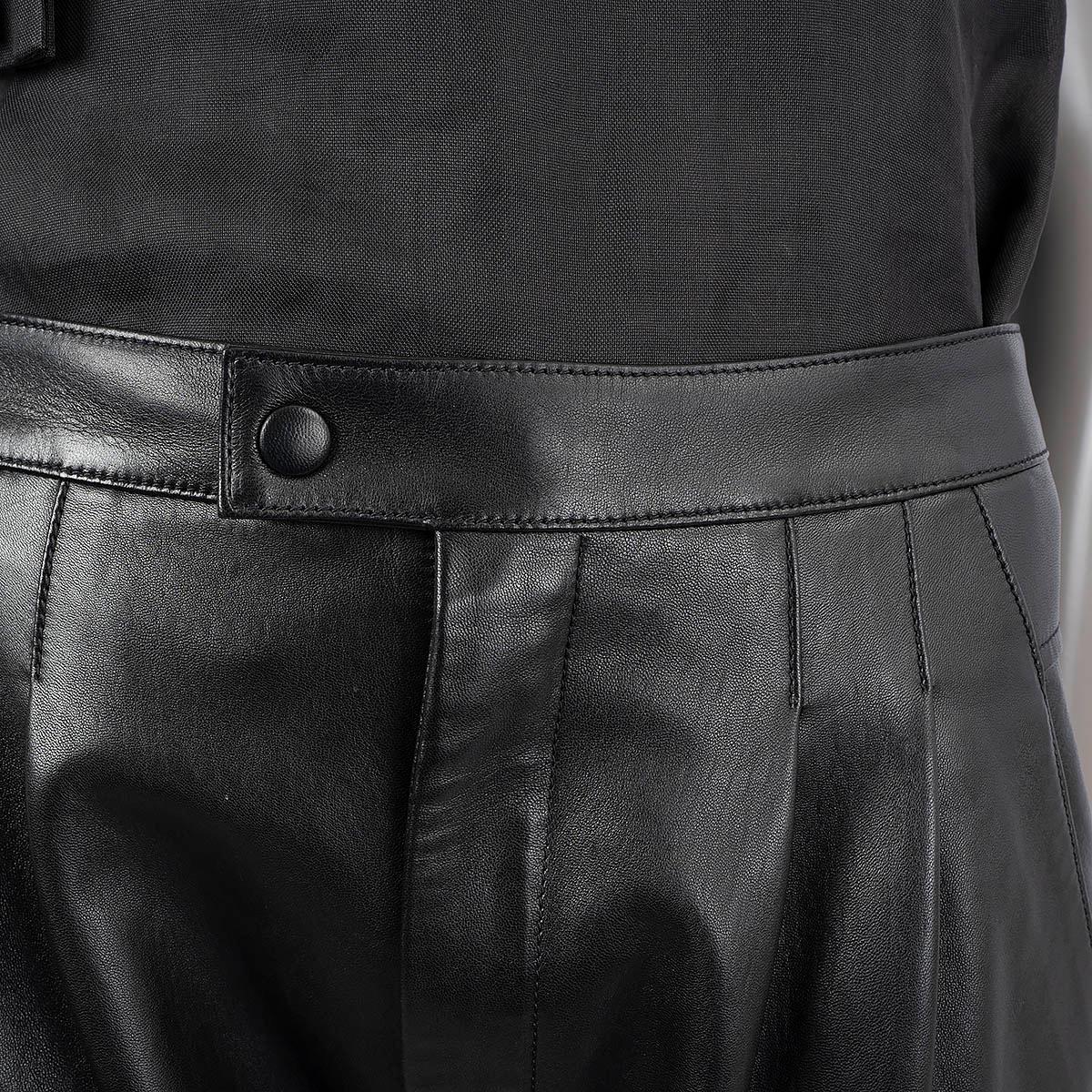 SAINT LAURENT black leather 2020 PLEATED CROPPED Pants 40 M For Sale 1