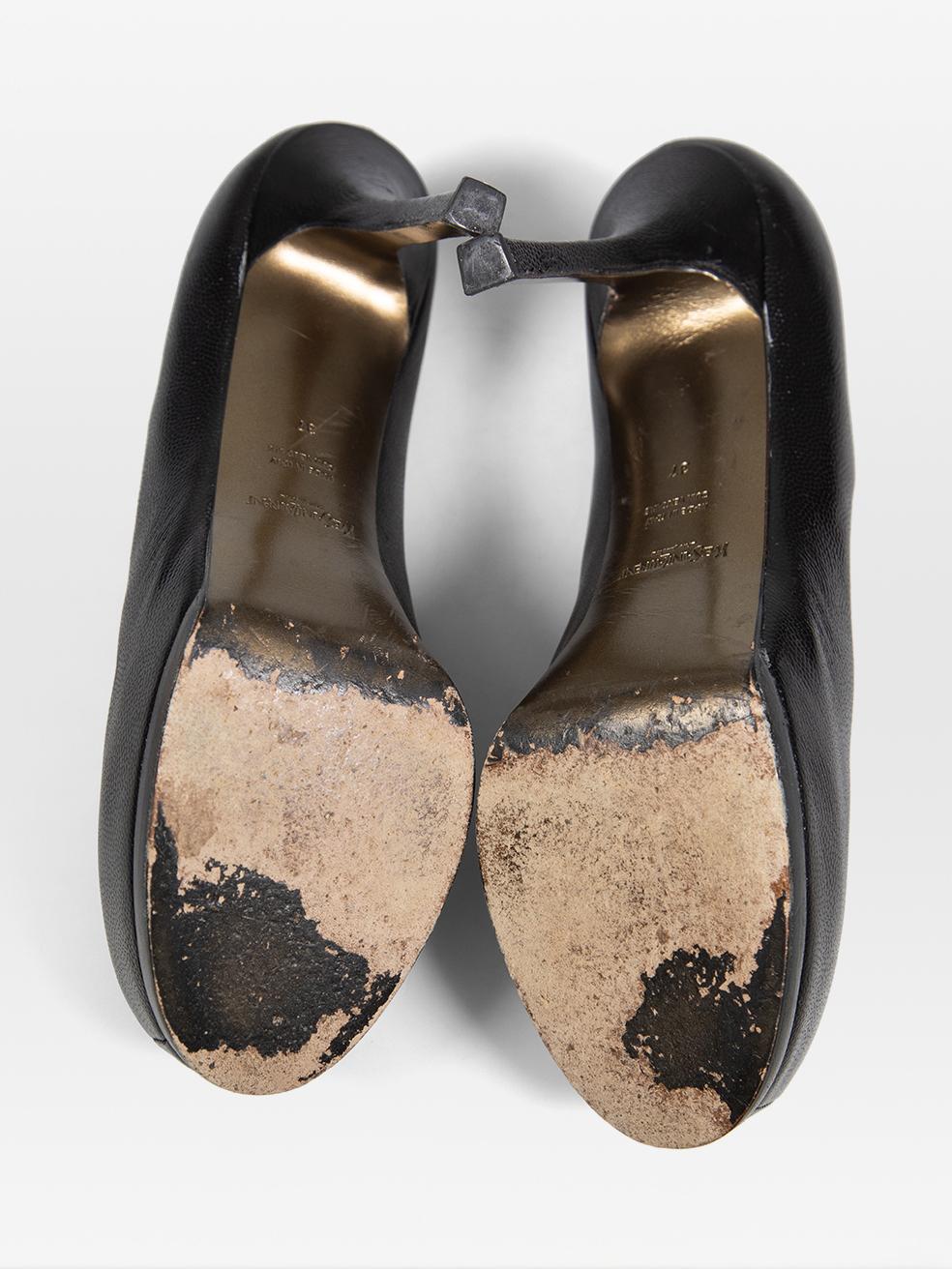 Saint Laurent, pelle nera con plateau a mandorla, taglia IT 37 In condizioni buone in vendita a London, GB