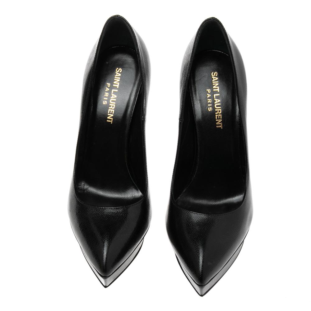 Stylish black pumps to add a whole lot of style to your looks! These Saint Laurent pumps are crafted from leather and feature pointed toes. They are equipped with comfortable leather-lined insoles and stand tall on stiletto heels.

Includes: